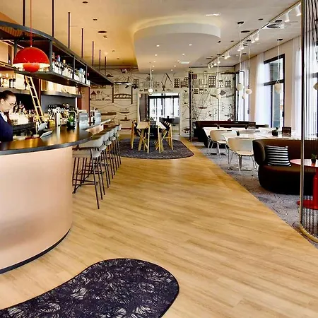 Ibis Styles Centre Port بريست