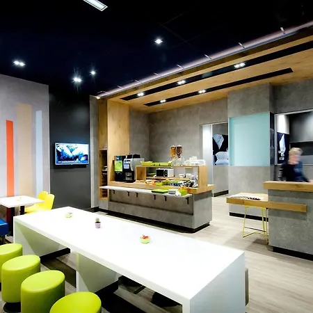 فندق Ibis Styles Centre Port بريست