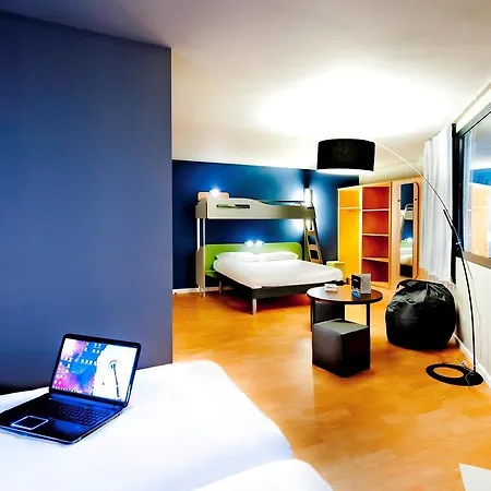 Ibis Styles Centre Port Brest